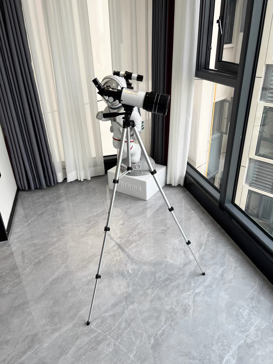 Peacoco Telescope for Adults & Kids, 70mm Aperture Refractor (15X-150X) Portable Travel Telescope with Phone Adapter & Wireless Remote, Astronomy Beginners Gifts, Black